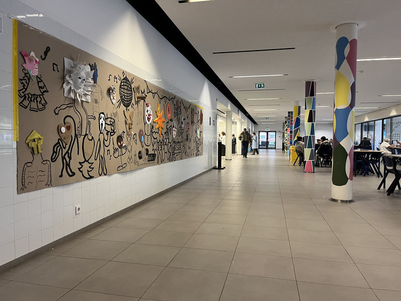 Painel "Baile de Máscaras" — Ateliê de Artes, 9.º B